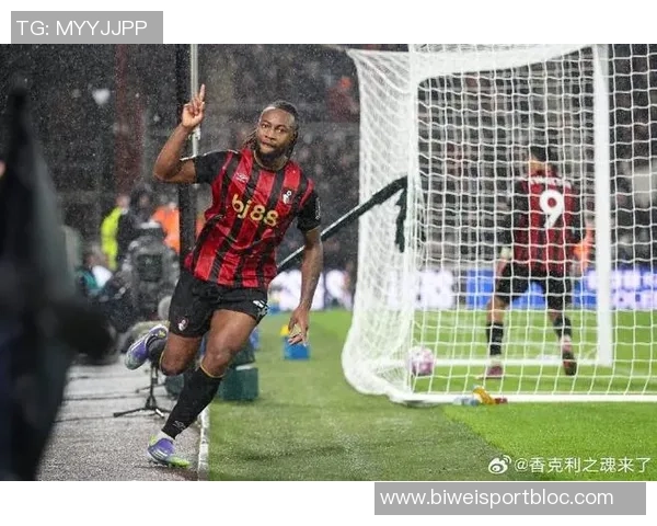 罗马诺透露帕奎塔或将于一月离队但曼联西汉姆尚未展开谈判