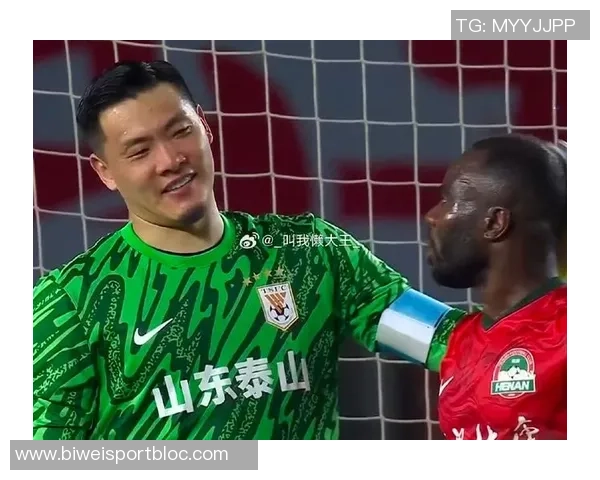 山东泰山官方海报祝福王大雷37岁生日快乐展现球队温情与团结