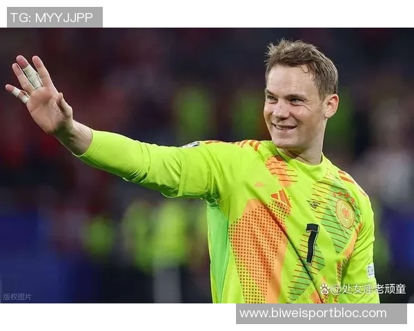 诺伊尔在对阵巴黎的欧冠比赛中展现出色长传能力创下新纪录